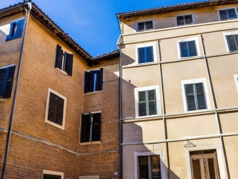 La responsabilità dei singoli condomini nella messa in sicurezza del fabbricato quando manca la volontà assembleare. In assenza di delibera,